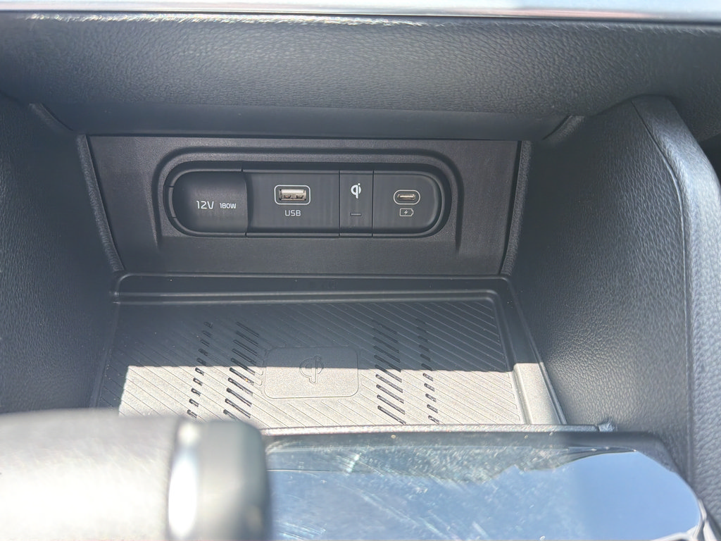 Used 2024 Kia Sportage EX FWD image 26