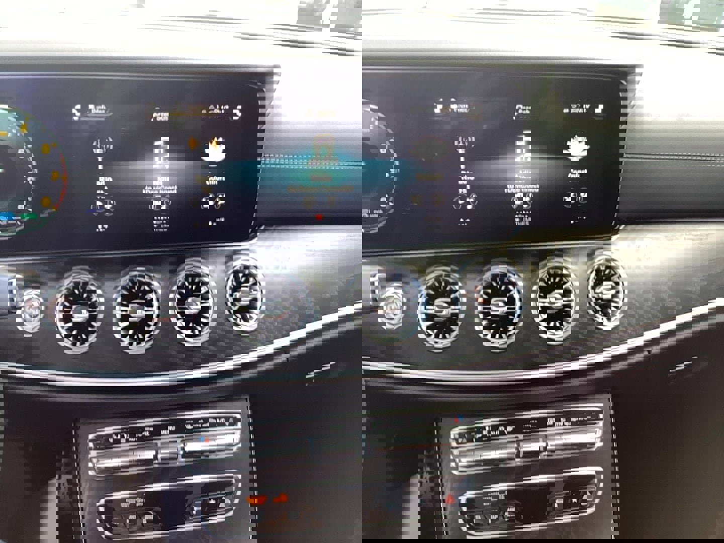 Used 2022 Mercedes-Benz E 450 Coupe w/ AMG Line image 11