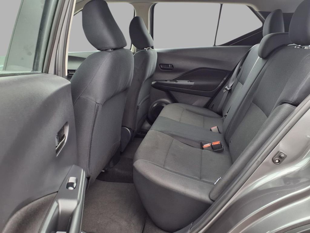 Certified 2025 Nissan Kicks Play S image 23