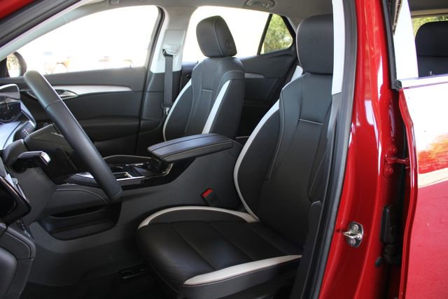 Used 2025 Buick Envision Sport Touring image 11