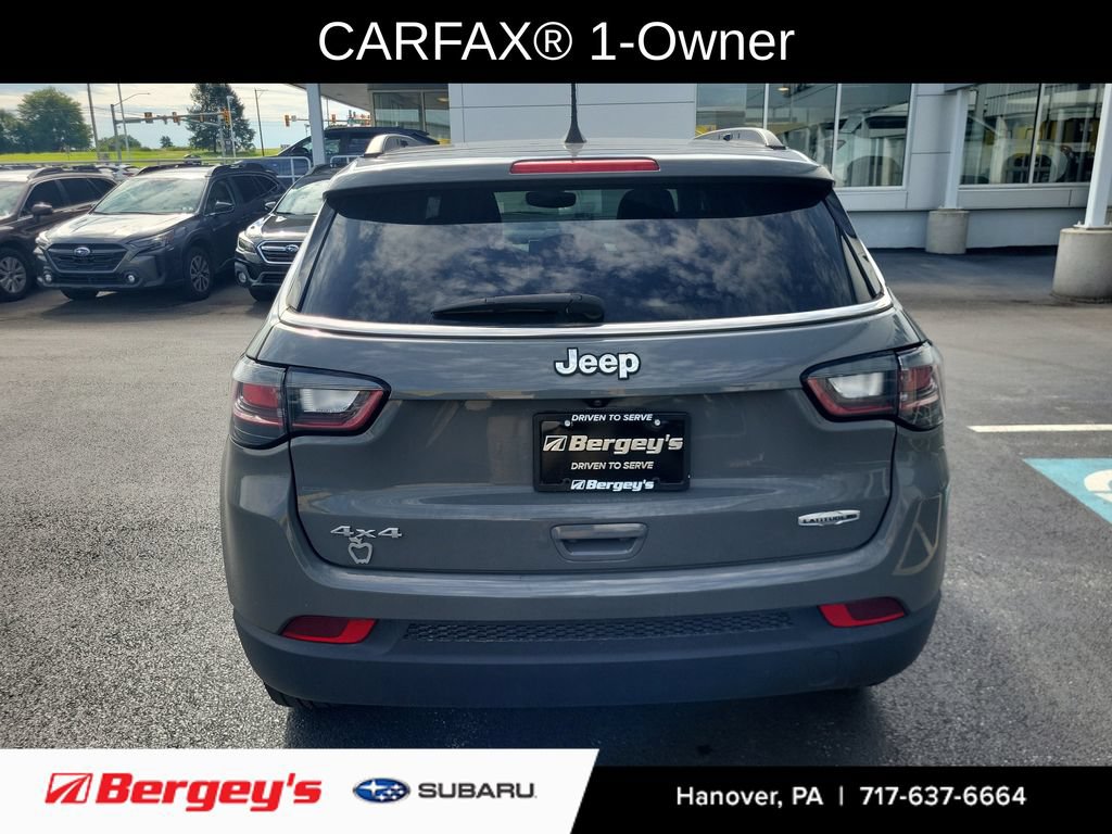 Used 2023 Jeep Compass Latitude w/ Sun and Sound Group AWD/4WD image 3