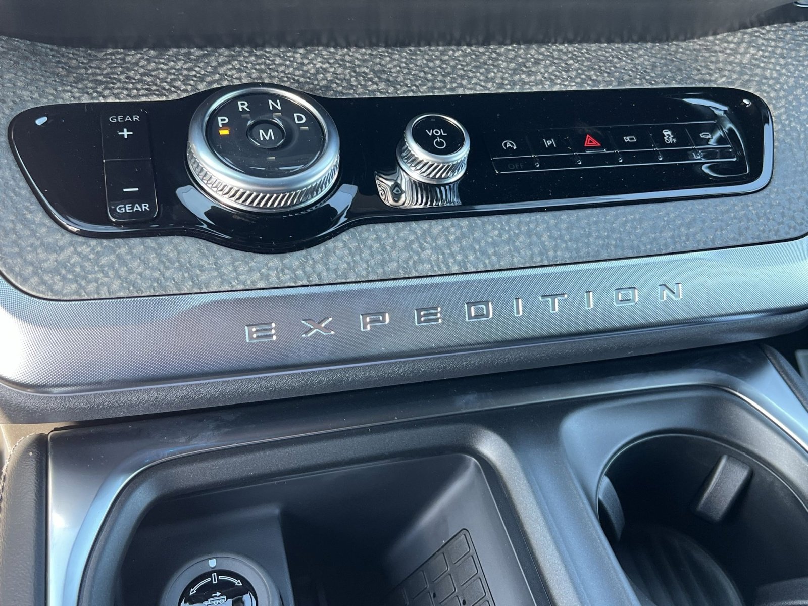 New 2025 Ford Expedition Tremor image 22