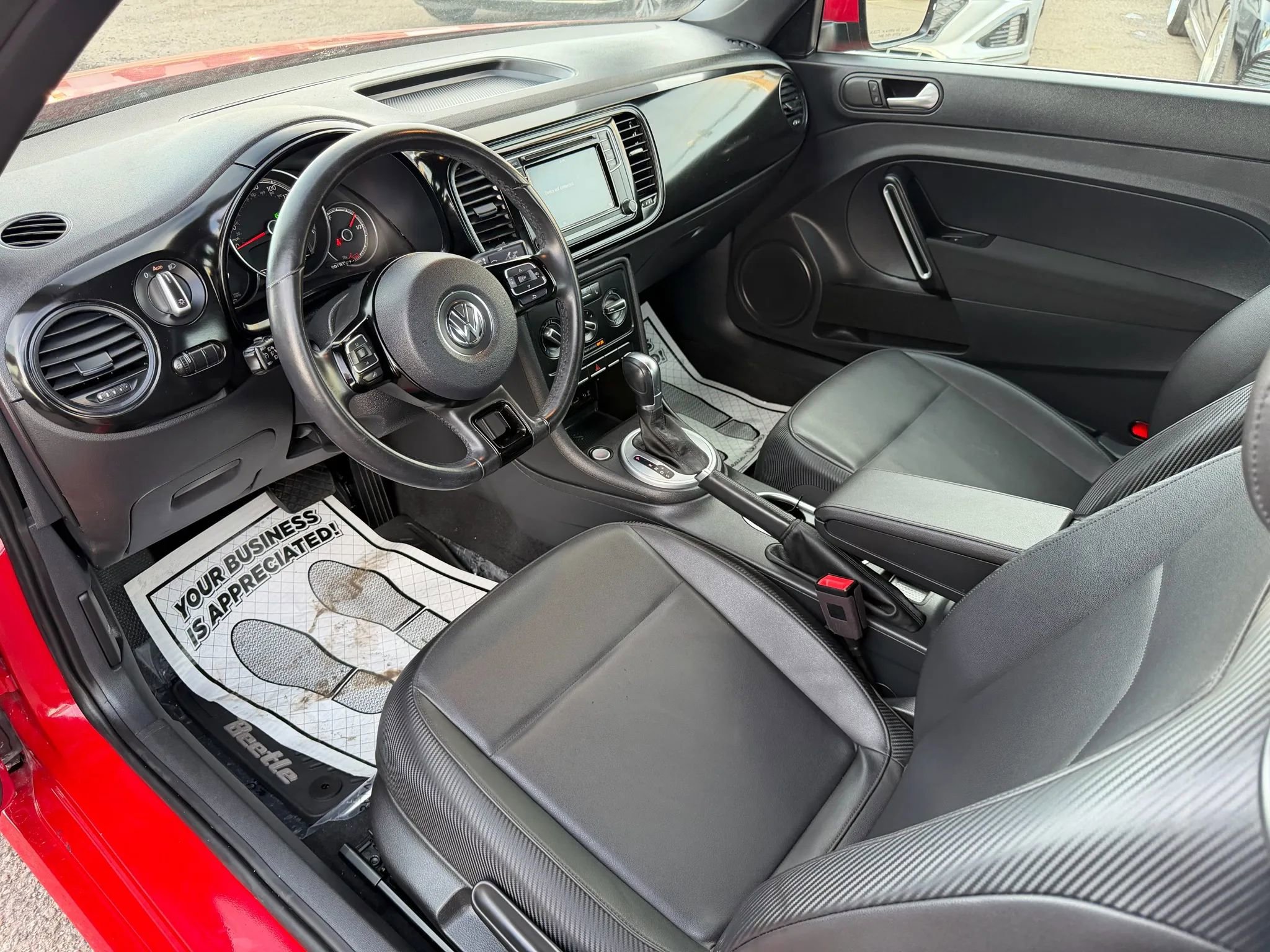 Used 2018 Volkswagen Beetle 2.0T S w/ Style & Comfort Package For S image 14