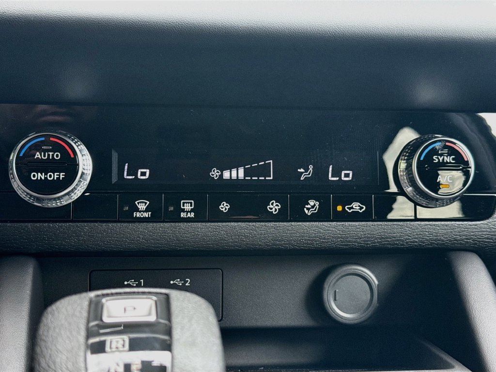 New 2026 Mitsubishi Outlander ES FWD image 16