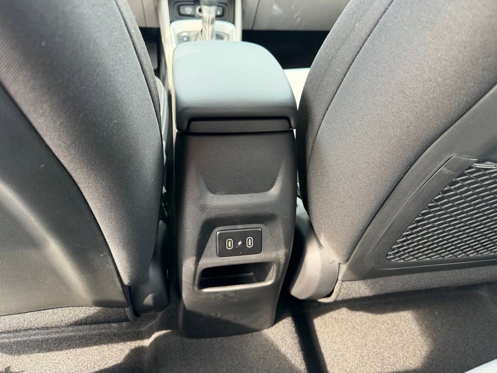 New 2026 Hyundai Venue SEL FWD image 17