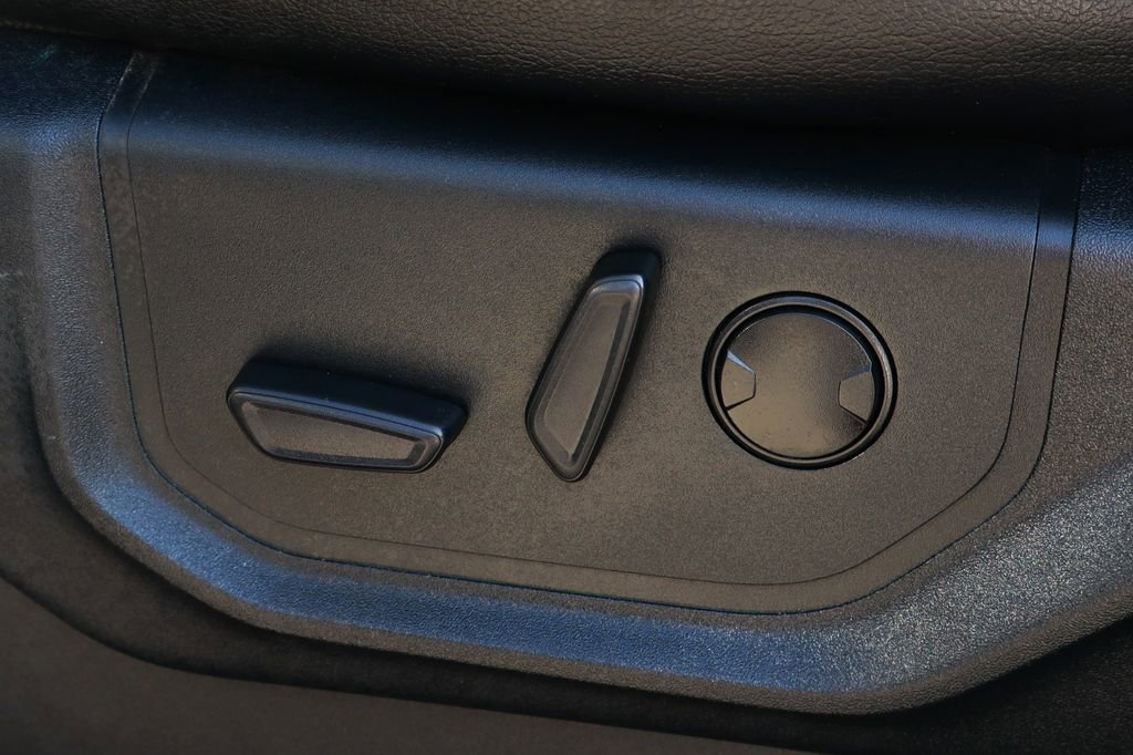 Used 2021 Ford F350 Lariat AWD/4WD image 20