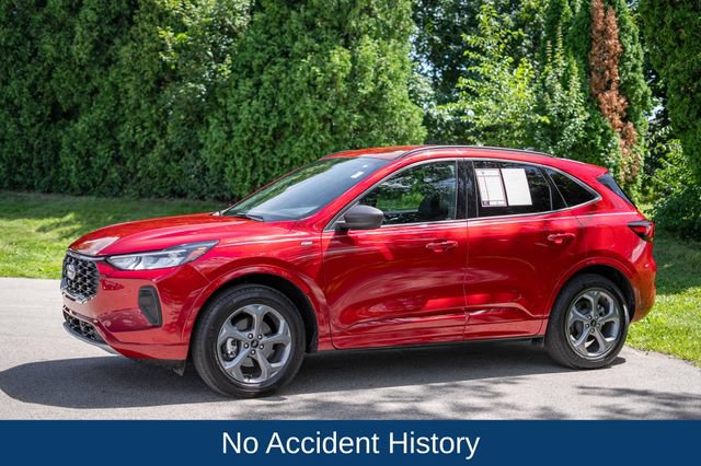 Used 2024 Ford Escape ST-Line w/ Tech Pack #1 AWD/4WD image 8