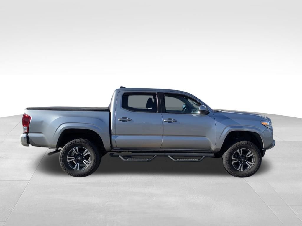 Used 2019 Toyota Tacoma SR image 6
