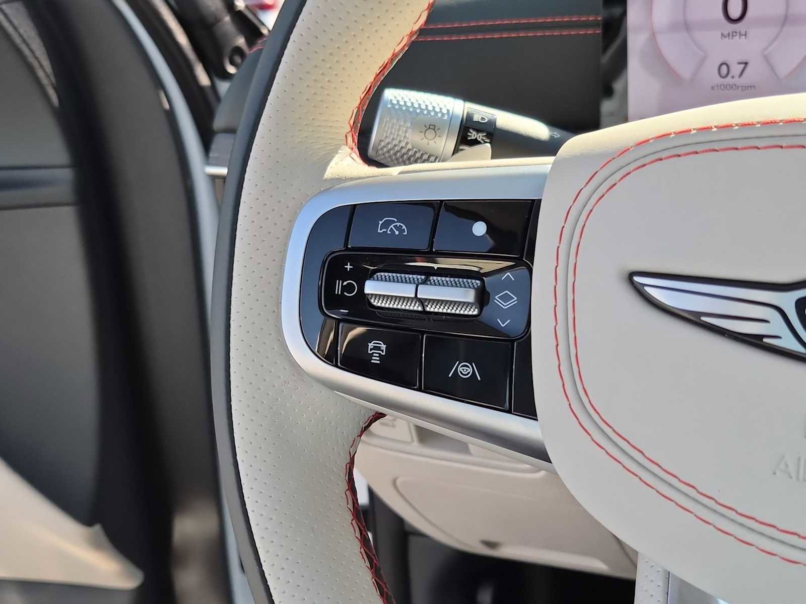 Used 2025 Genesis GV80 3.5T image 21