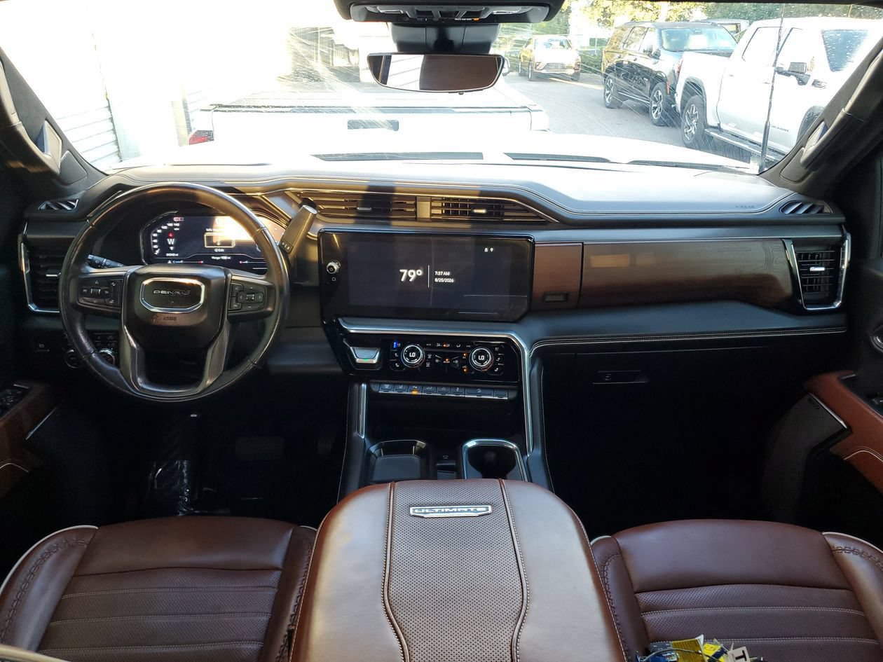 Used 2024 GMC Sierra 2500 Denali Ultimate w/ Max Trailering Package AWD/4WD image 12