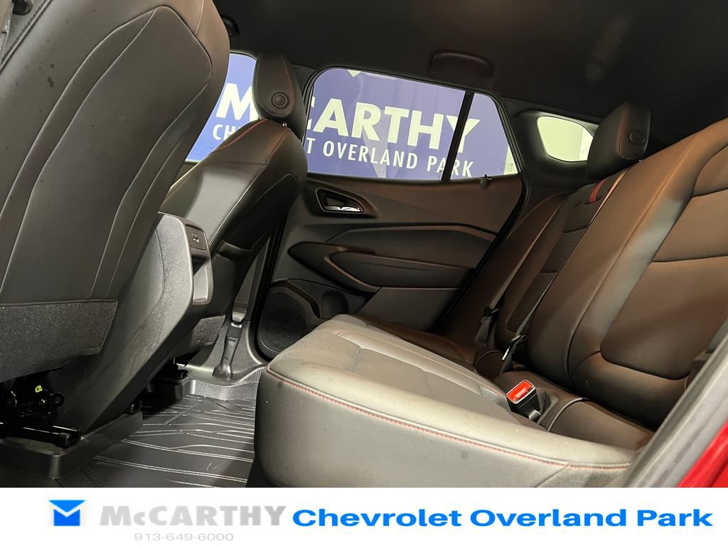 Used 2025 Chevrolet Trax RS w/ Driver Confidence Package FWD image 24