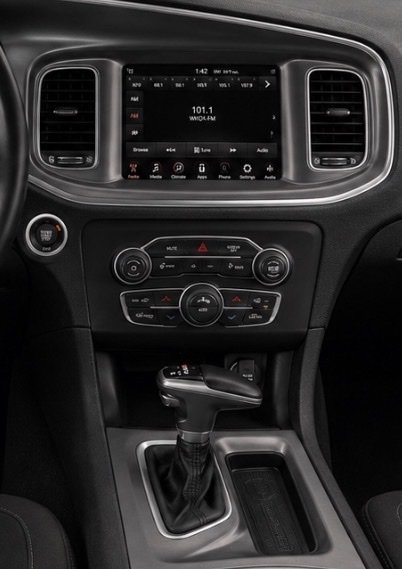Used 2019 Dodge Charger SXT RWD image 16