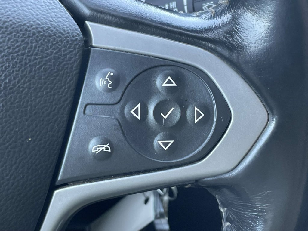 Used 2022 Chevrolet Colorado LT w/ Chrome Appearance Package AWD/4WD image 21