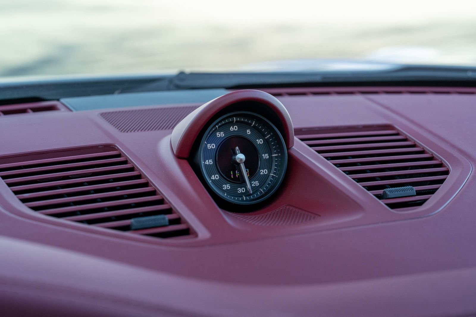 Certified 2024 Porsche 911 Carrera 4S image 27