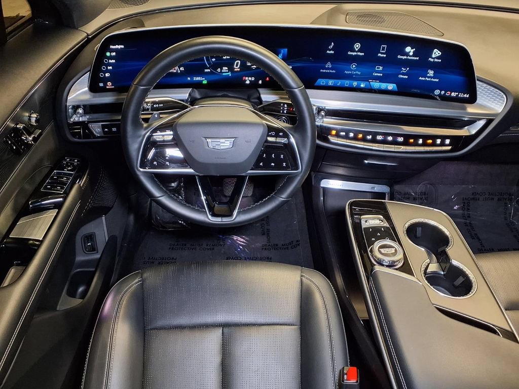 Certified 2024 Cadillac Lyriq Sport RWD image 14