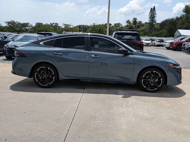 New 2026 Nissan Sentra SR w/ SR All Weather Package FWD image 4