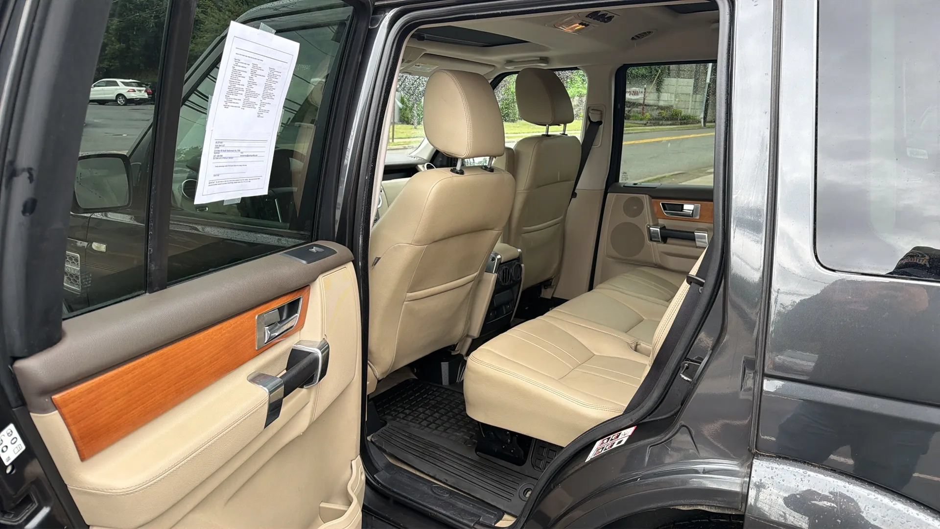 Used 2013 Land Rover LR4 HSE AWD/4WD image 28
