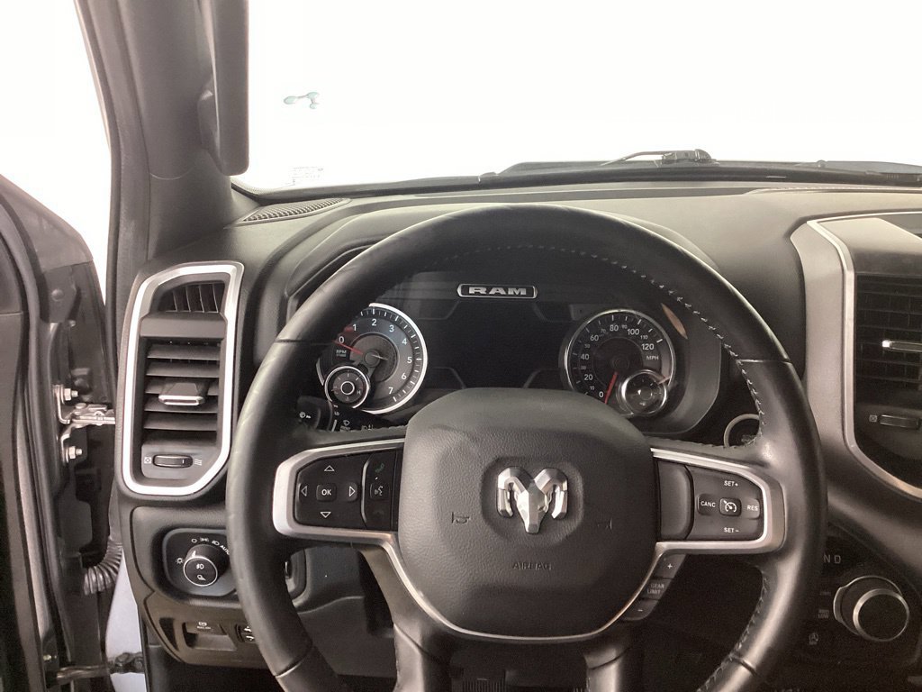 Used 2022 RAM 1500 Big Horn AWD/4WD image 17