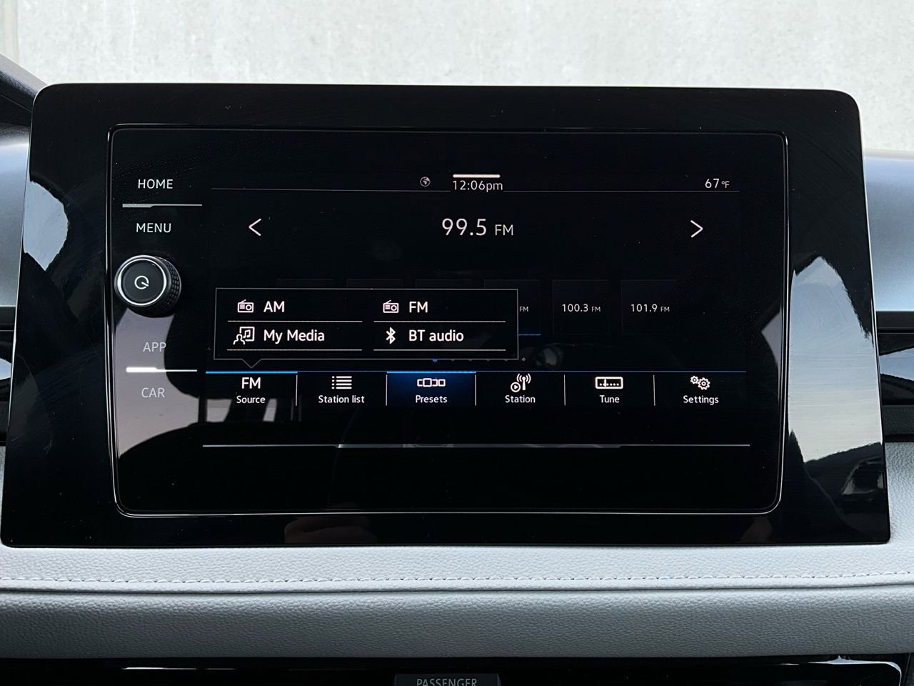 Used 2025 Volkswagen Taos S image 27