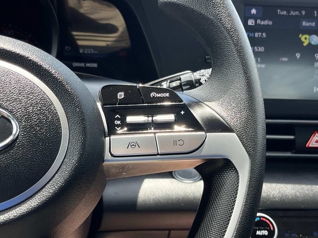 Used 2023 Hyundai Elantra SEL FWD image 26