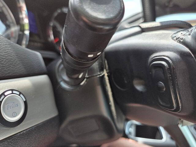 Used 2020 Dodge Grand Caravan GT FWD image 21