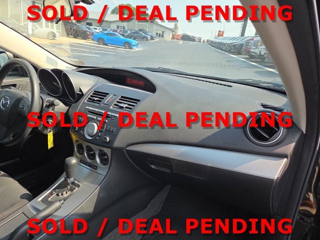 Used 2011 MAZDA MAZDA3 i Touring FWD image 13