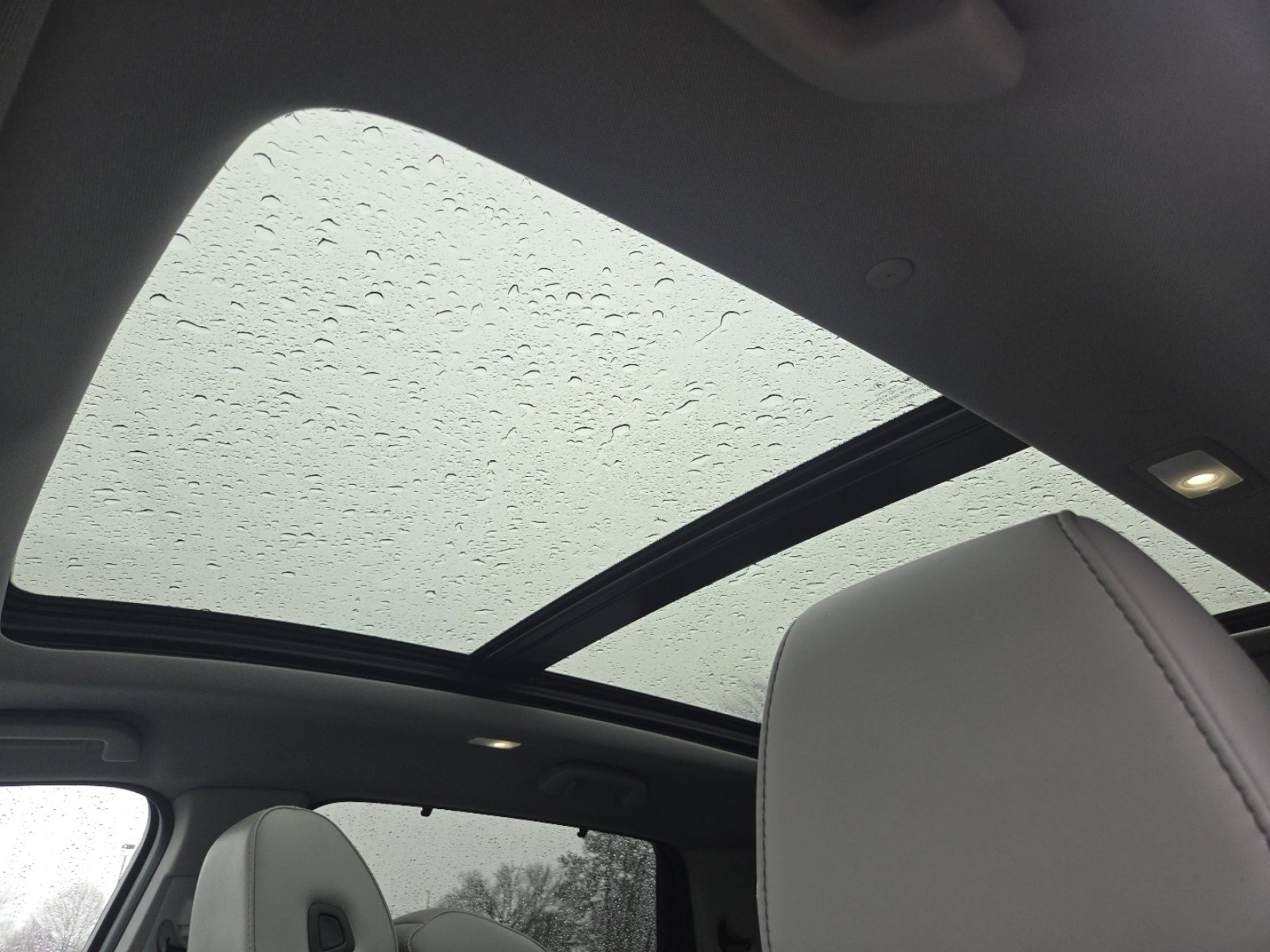 Used 2024 Acura MDX w/ Technology Package image 3