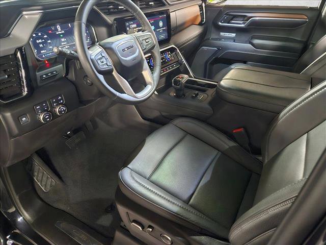 Used 2024 GMC Sierra 1500 Denali w/ Denali Reserve Package AWD/4WD image 10