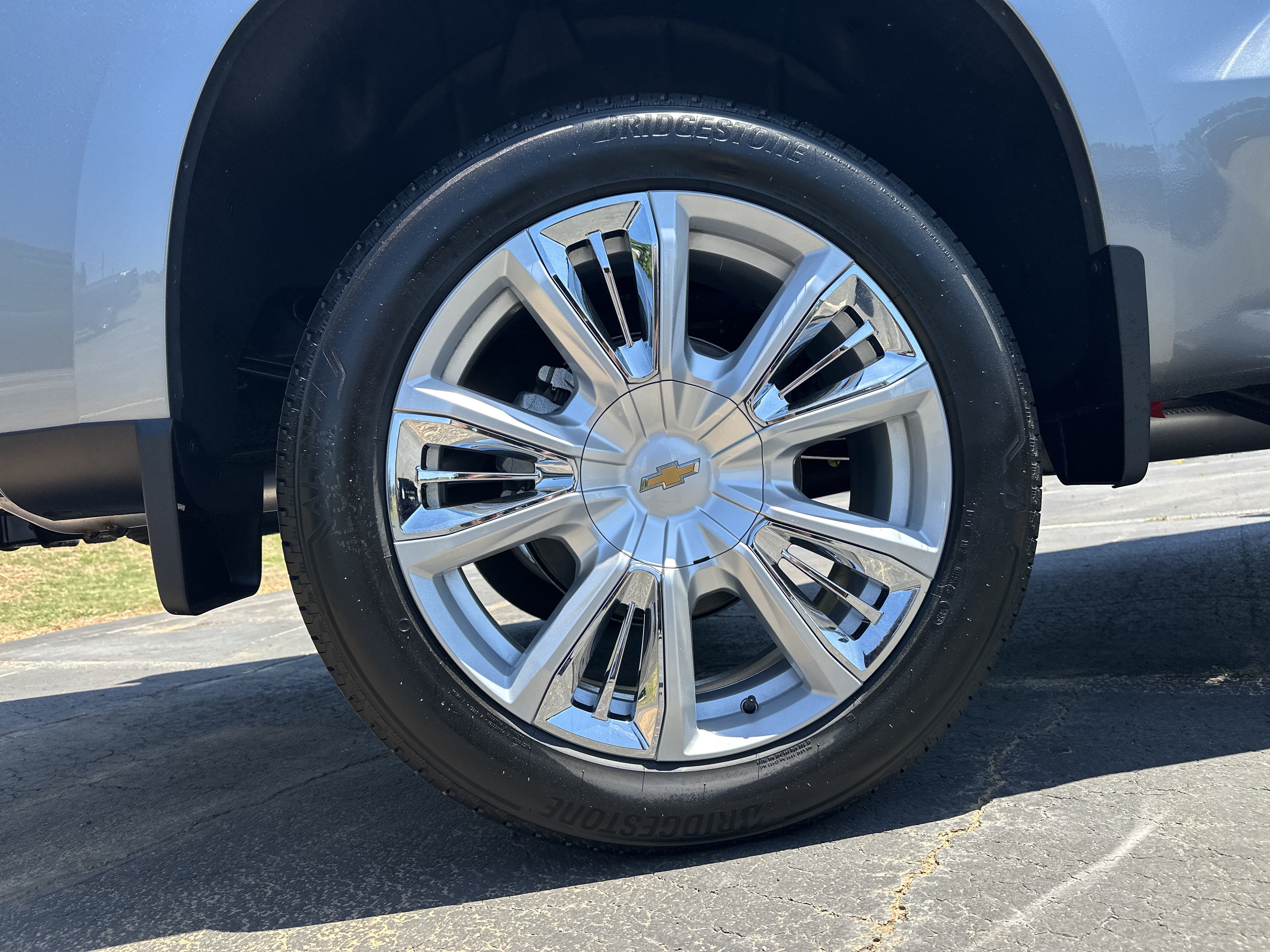 New 2026 Chevrolet Silverado 1500 High Country AWD/4WD image 19
