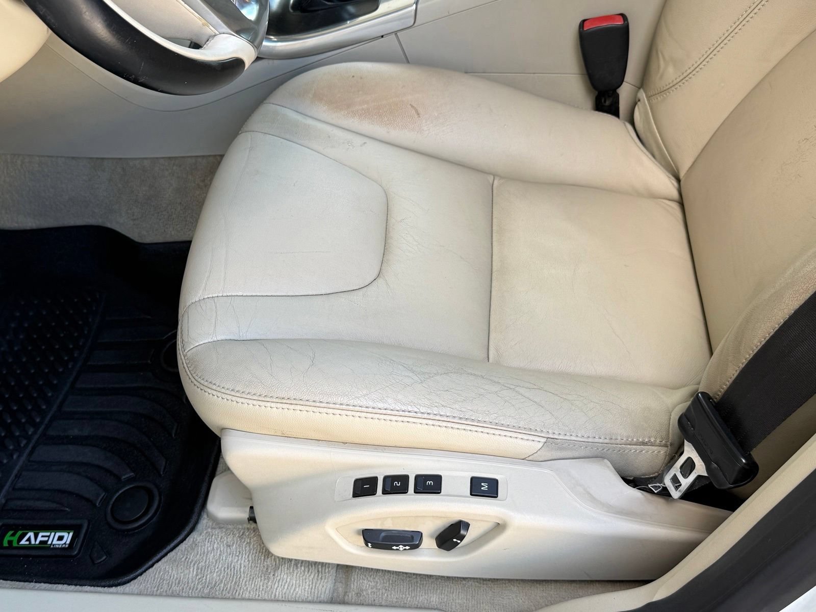 Used 2015 Volvo XC60 T5 AWD/4WD image 2