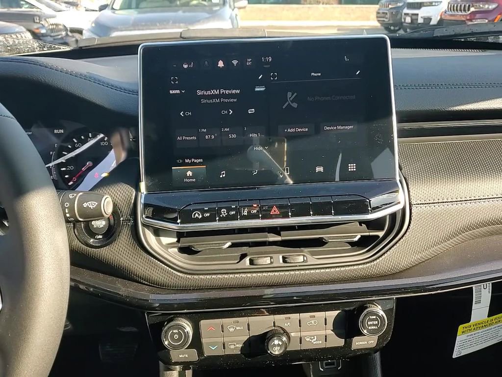 New 2026 Jeep Compass Latitude image 16