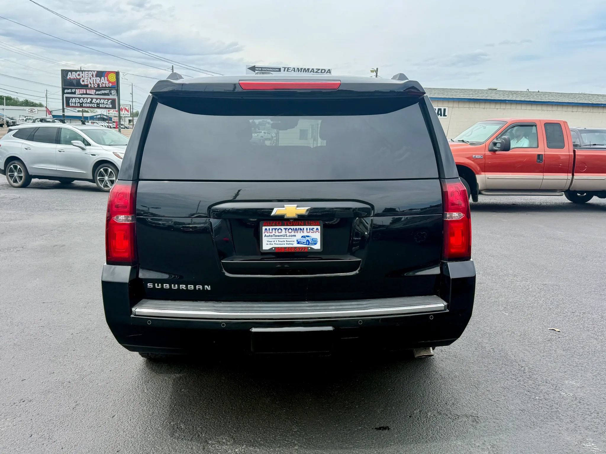 Used 2015 Chevrolet Suburban LTZ w/ Max Trailering Package AWD/4WD image 4