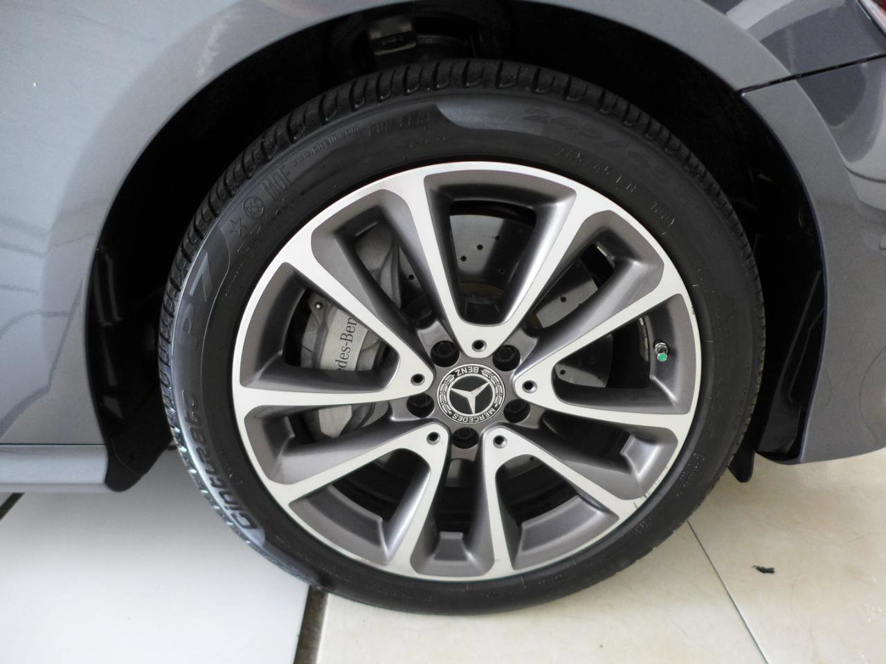 Used 2018 Mercedes-Benz E 400 4MATIC Cabriolet image 85