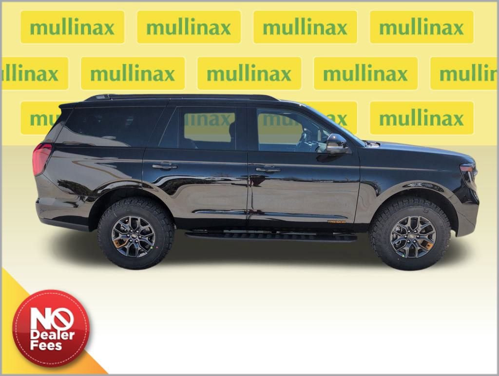 New 2026 Ford Expedition Tremor image 2