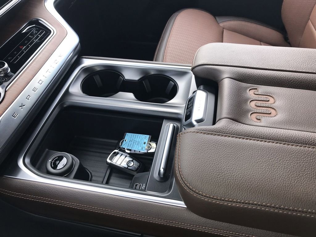 New 2026 Ford Expedition Max King Ranch image 21
