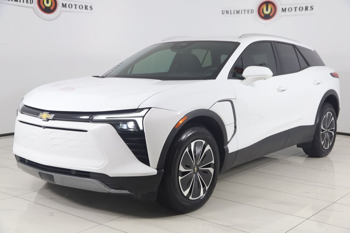 Used 2025 Chevrolet Blazer EV LT AWD/4WD image 5