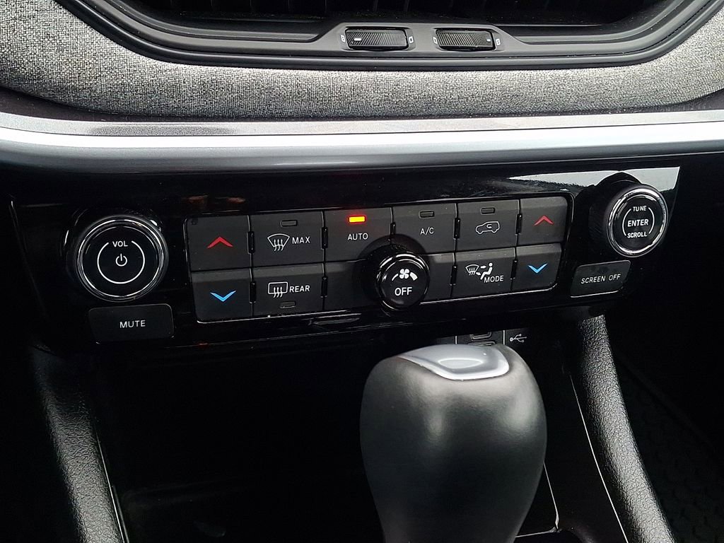 Used 2022 Jeep Compass Latitude w/ Convenience Group image 17