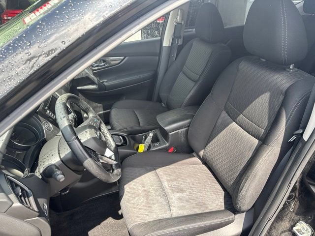 Used 2020 Nissan Rogue SV w/ Sun & Sound Touring Package AWD/4WD image 10