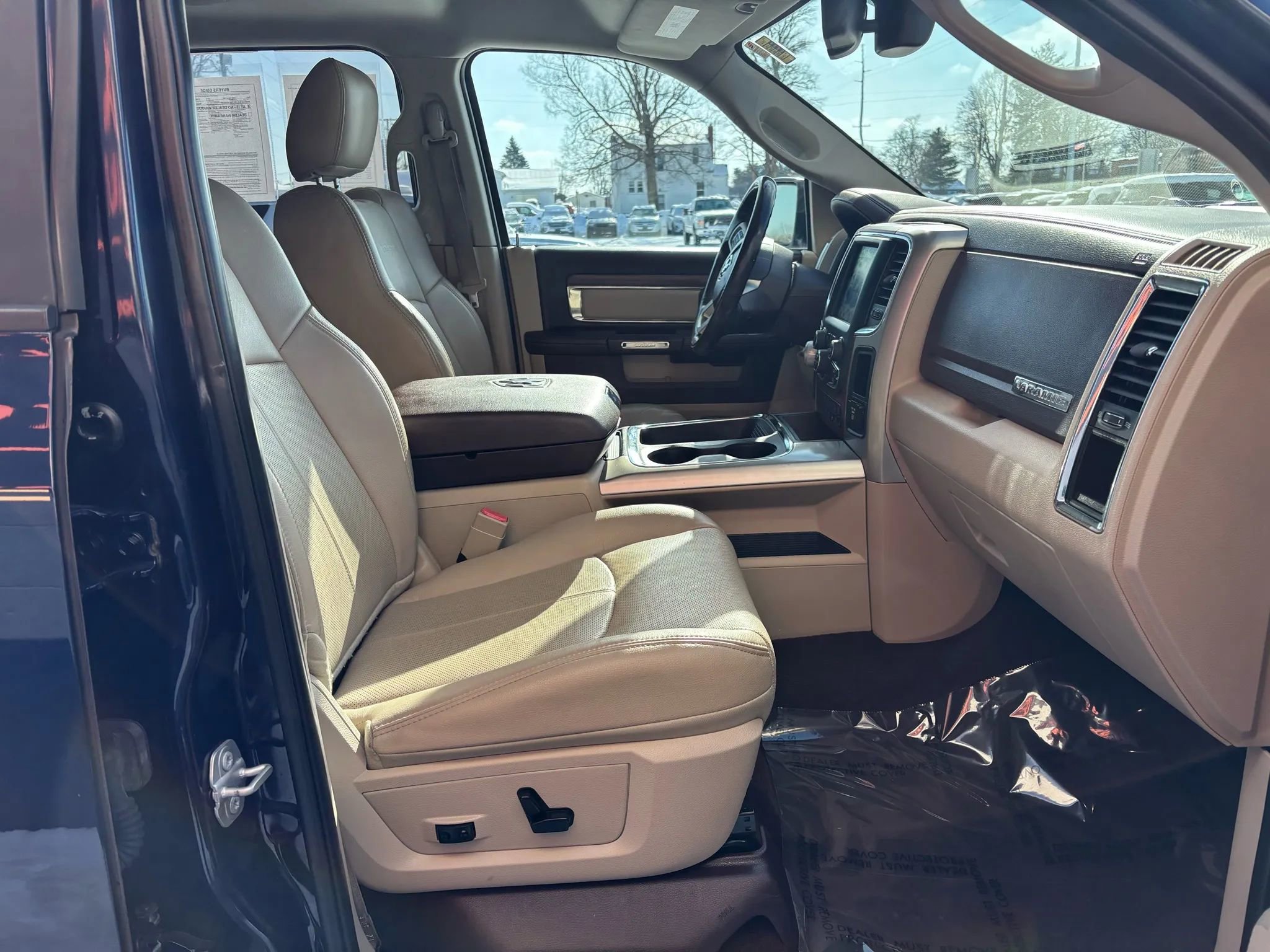 Used 2018 RAM 1500 Laramie w/ Convenience Group image 17