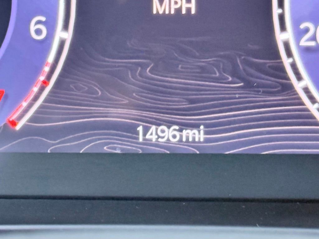 Used 2025 Jeep Grand Cherokee L Limited w/ Black Appearance Package image 16