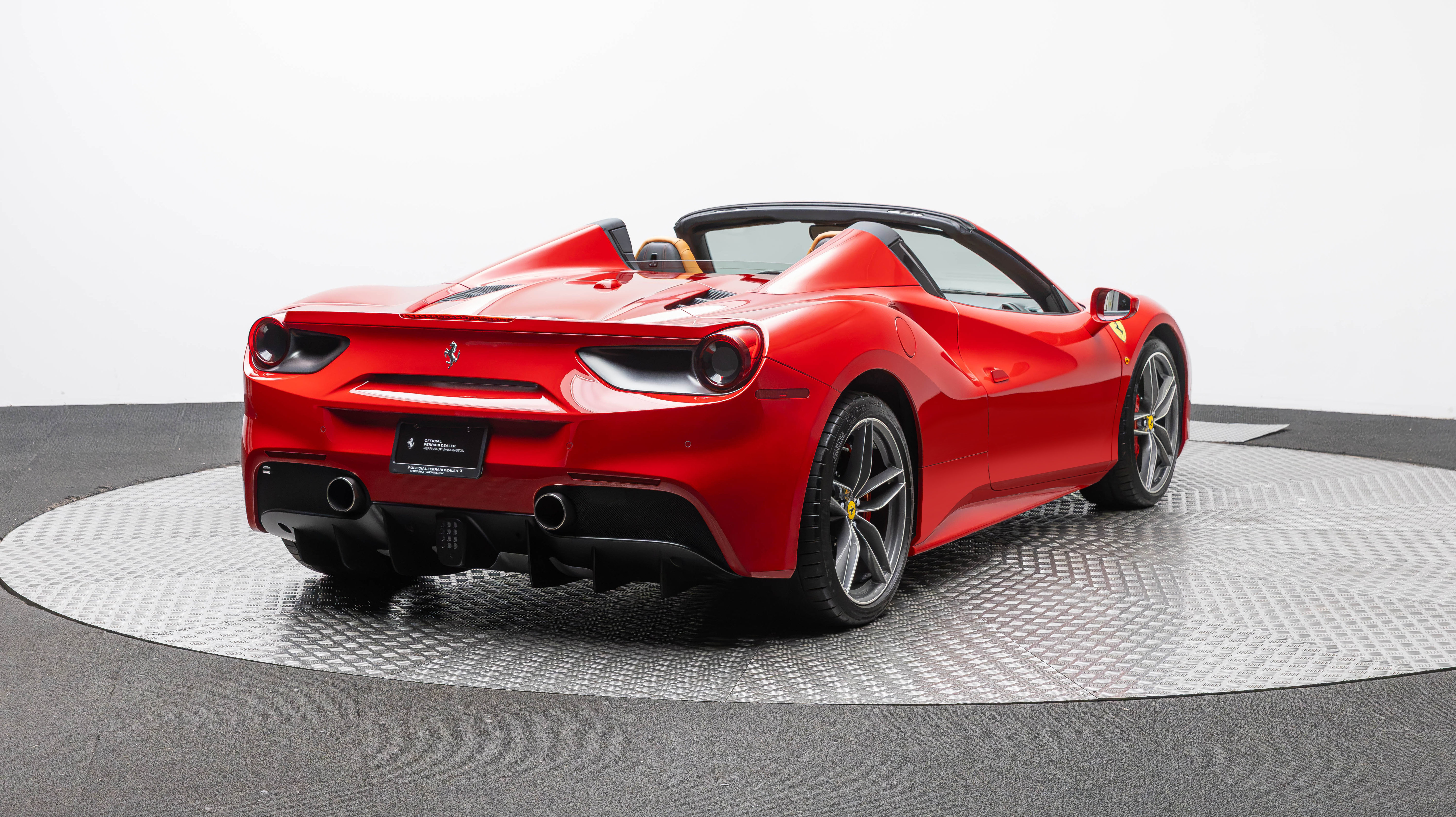 Certified 2019 Ferrari 488 Spider RWD image 8