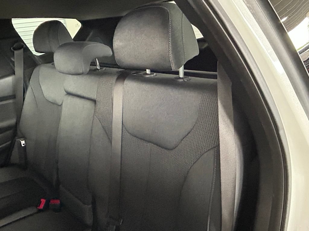 Used 2023 Hyundai Santa Fe SE AWD/4WD image 42
