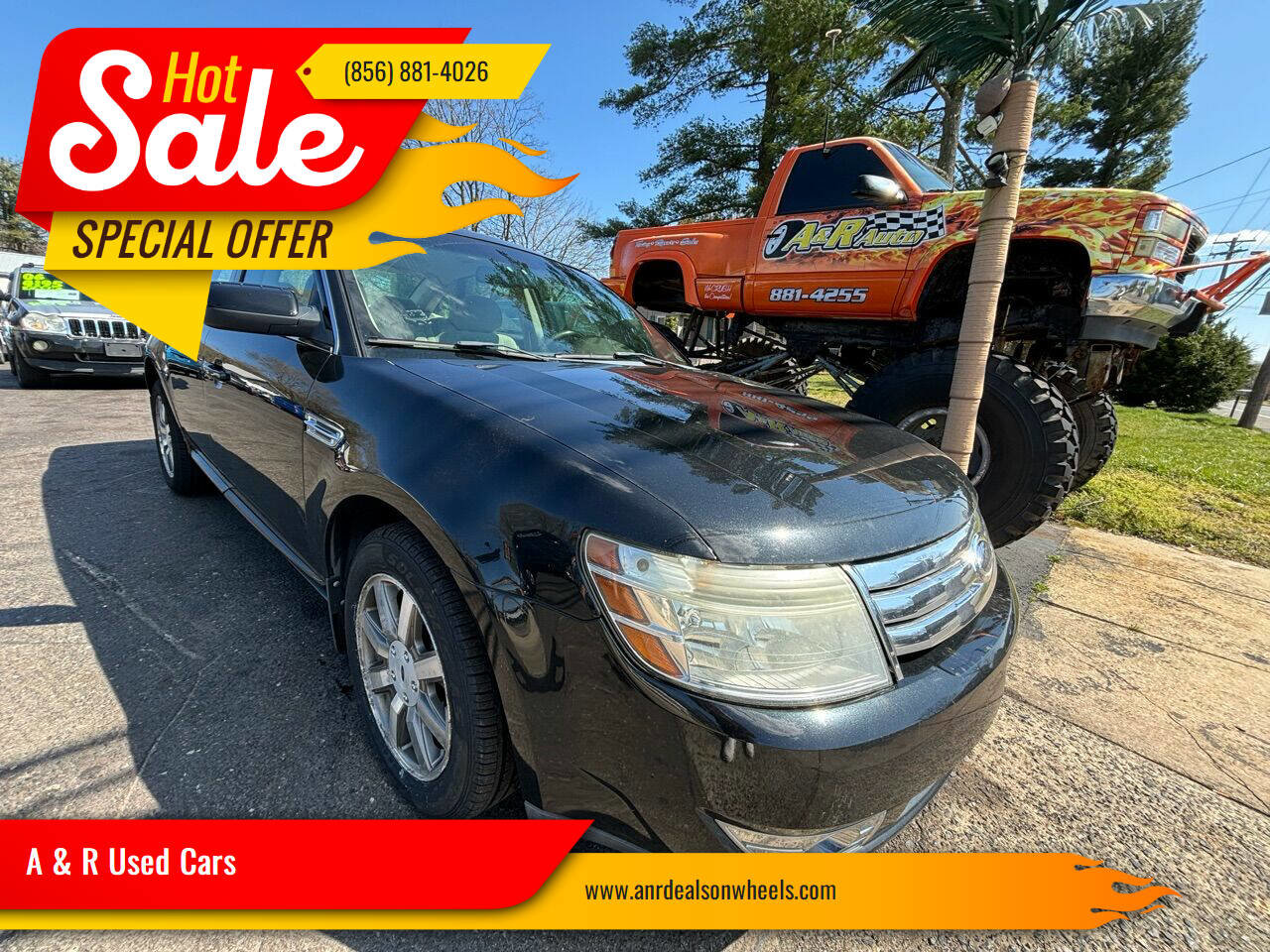 Used 2009 Ford Taurus SEL image 1
