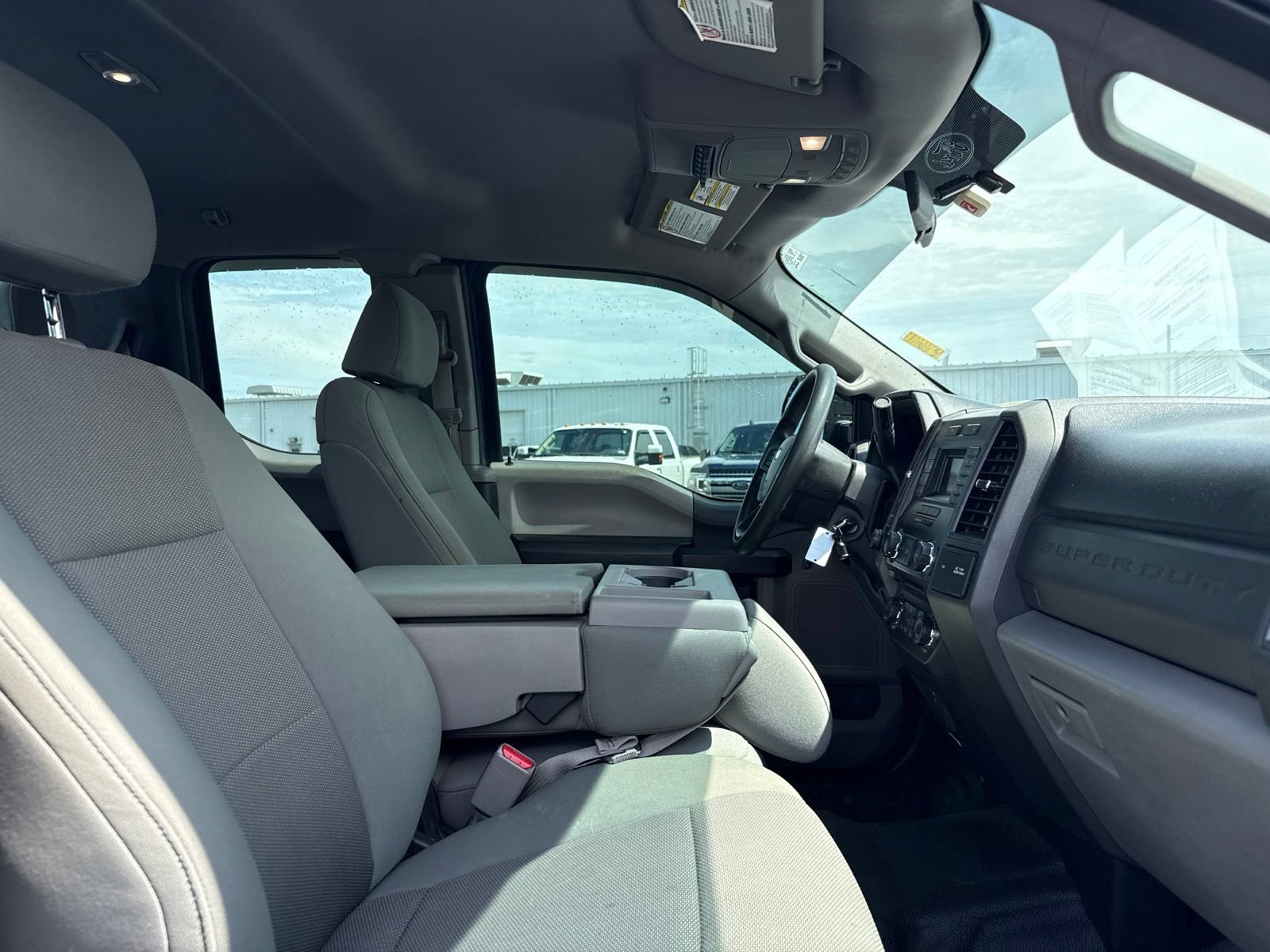 Used 2017 Ford F250 XL w/ STX Appearance Package AWD/4WD image 15