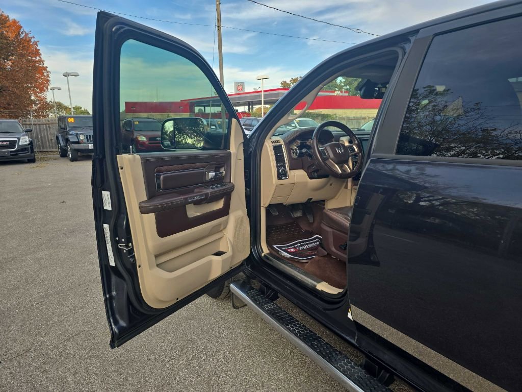 Used 2015 RAM 1500 Laramie Longhorn w/ Convenience Group image 9
