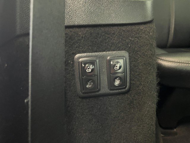 Used 2012 Mercedes-Benz GL 450 4MATIC image 39