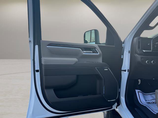 New 2026 GMC Sierra 2500 SLT w/ Max Trailering Package image 9