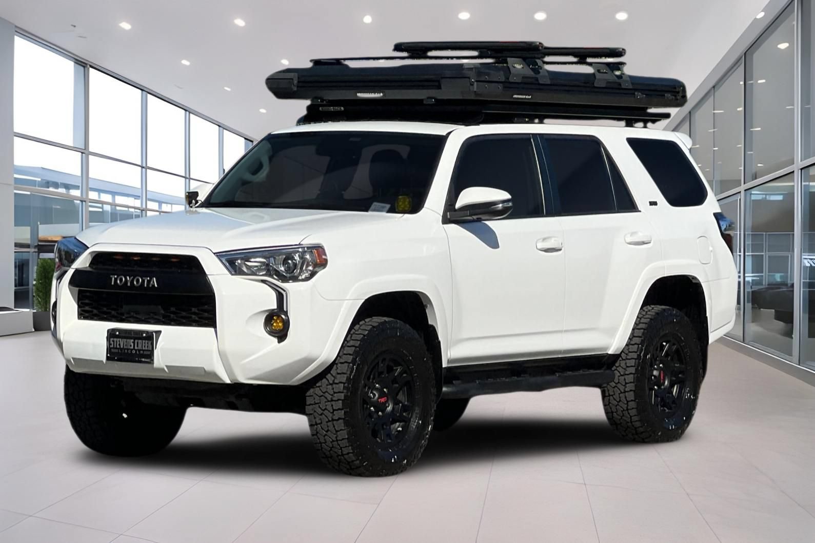 Used 2023 Toyota 4Runner SR5 Premium w/ Moonroof Package AWD/4WD image 8