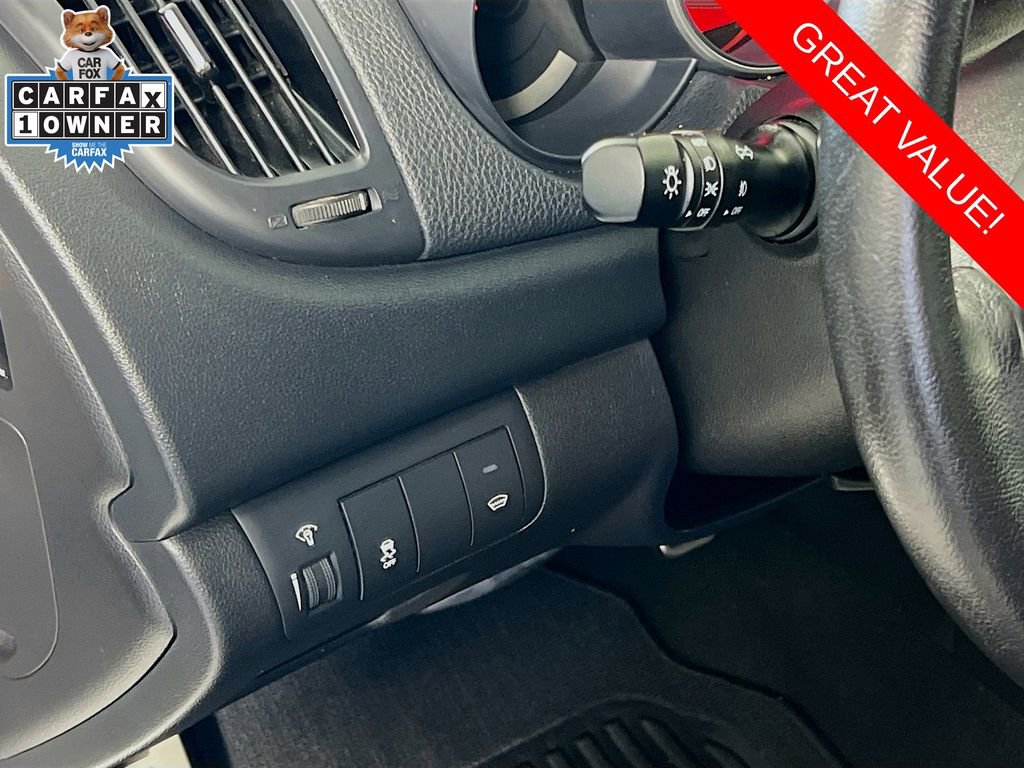 Used 2011 Kia Forte SX w/ Leather Pkg FWD image 10