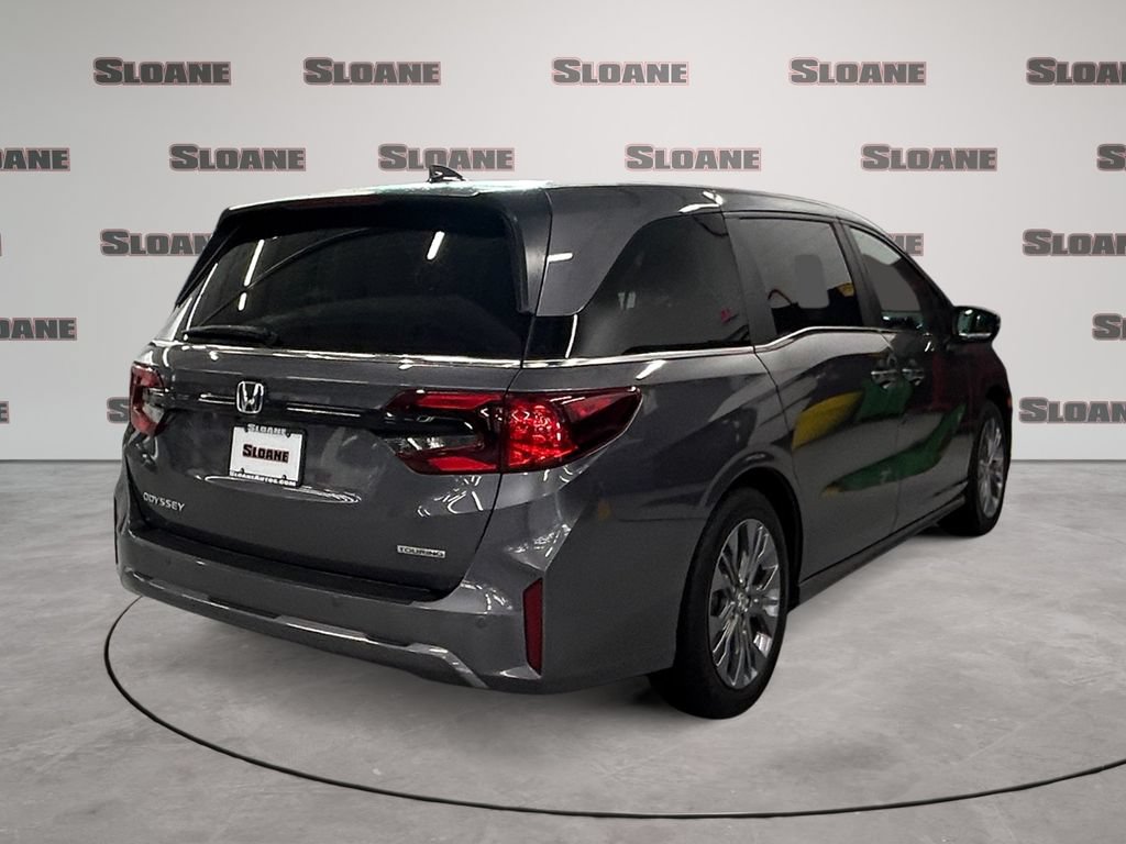 Certified 2025 Honda Odyssey Touring image 5